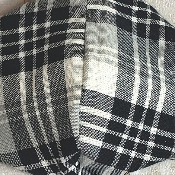 Black White Plaid Face Mask Reversible Triple Layer Filter - Picture 2 of 3